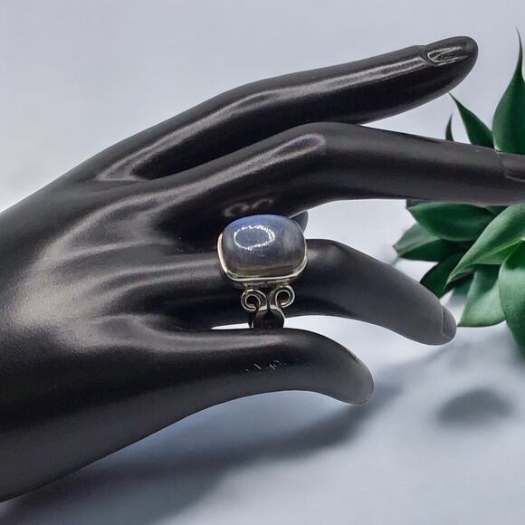 925 Sterling Silver Labradorite Cocktail Ring Size 7 Oval Cabochon Scroll Design - Picture 3 of 13